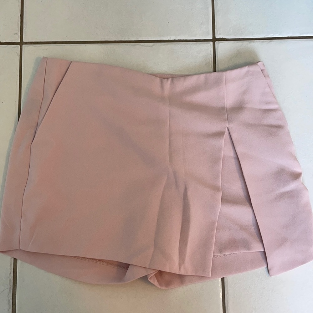 Light pink skort